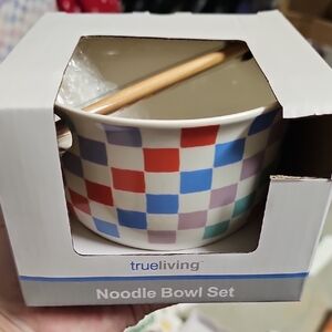 Nwt Checkered Noodle Bowl Chopsticks Spoon Set